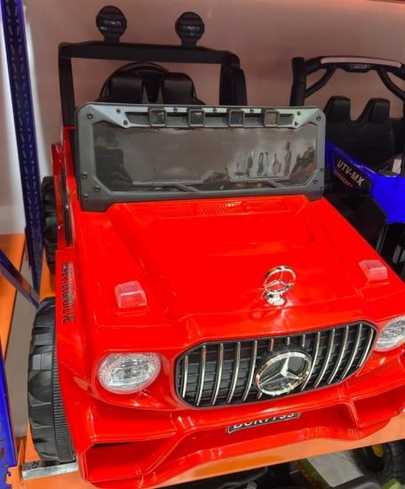 صورة جيب مرسيدس أطفال